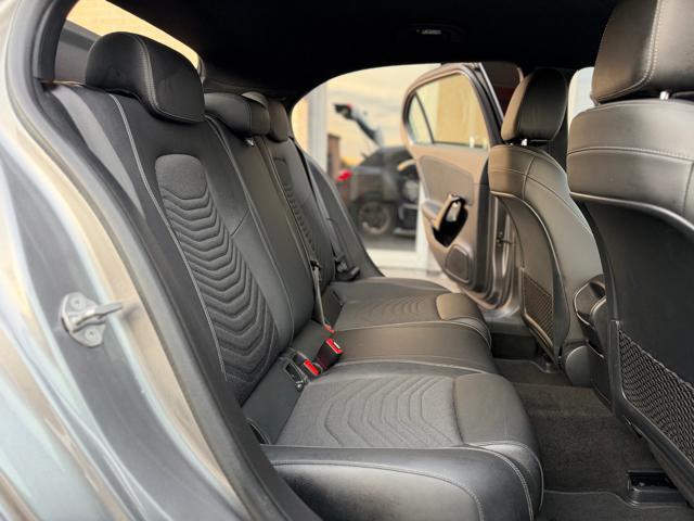 MERCEDES-BENZ A 180 d Automatic Business Extra (NESSUN VINCOLO)