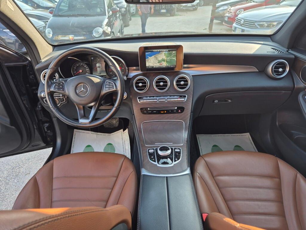 Mercedes GLC 220 d 4Matic Sport TETTO PELLE