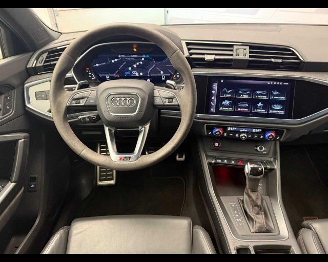 AUDI RS Q3 SPB quattro S tronic