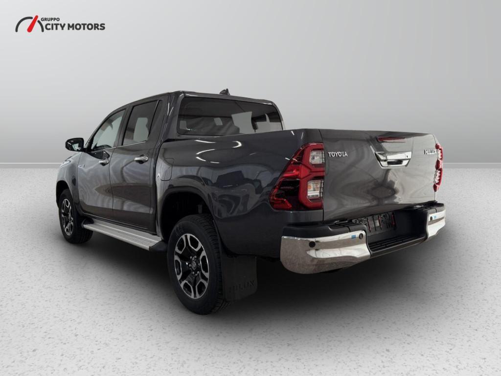 Toyota Hilux Double Cab 2.4 D-4D Executive A/T