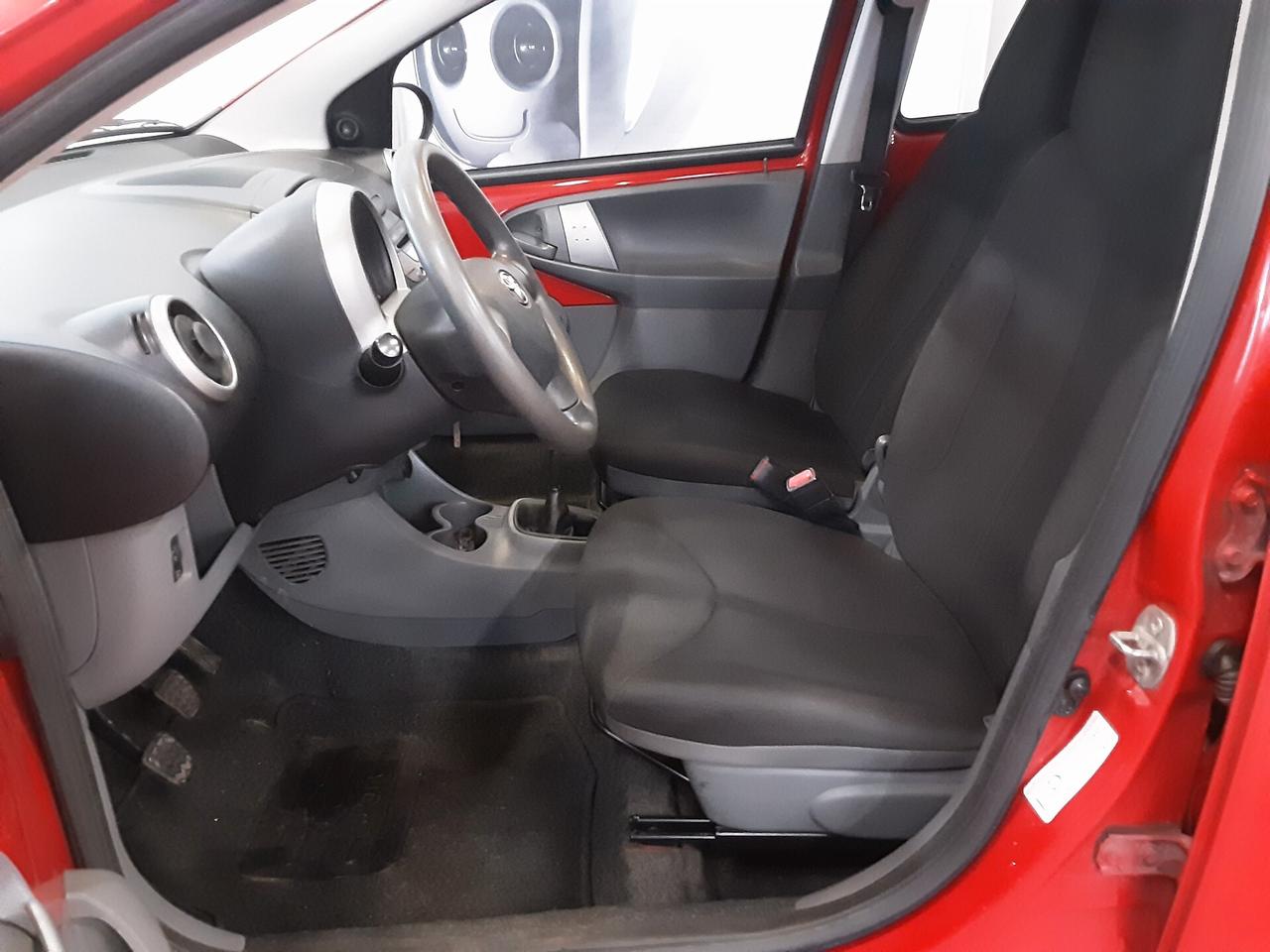 Toyota Aygo 1.0 12V VVT-i 5 porte Now Connect