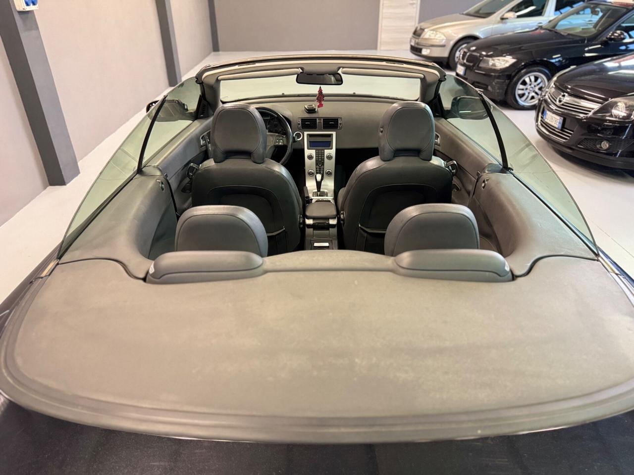 Volvo C70 2.4 D5 20V Momentum