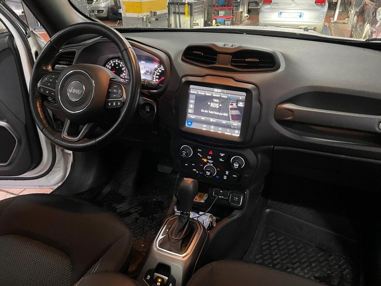 Jeep Renegade 1.3 T4 DDCT S