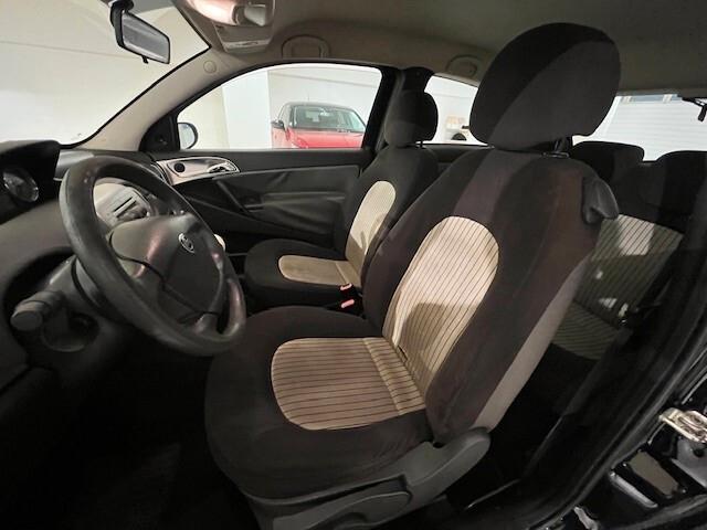 Lancia Ypsilon 1.3 MJT 90 CV Oro