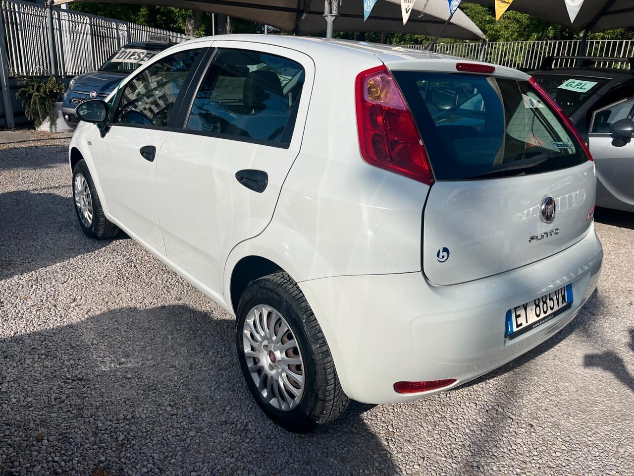 Fiat Punto 1.4 8V 5 porte Natural Power Lounge 2015
