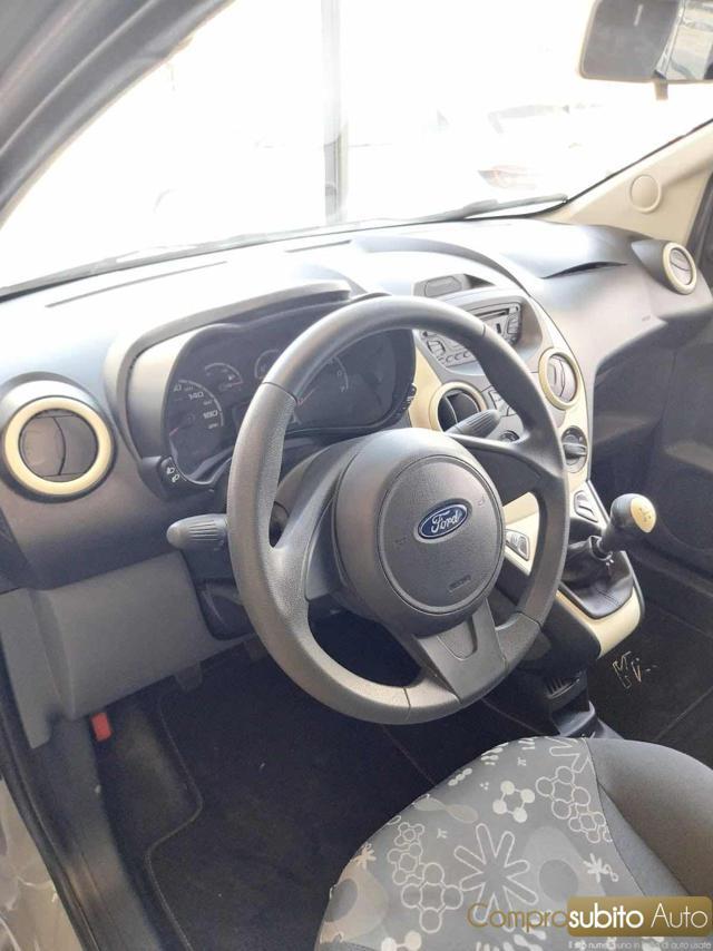 FORD Ka+ 1.2 8V 69CV ( Garanzia 12 Mesi)