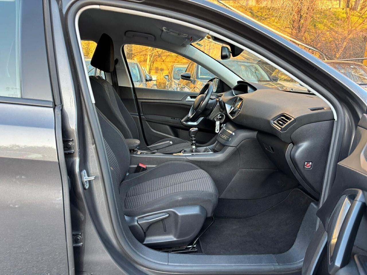 Peugeot 308 BlueHDi 130 S&S SW GT Line