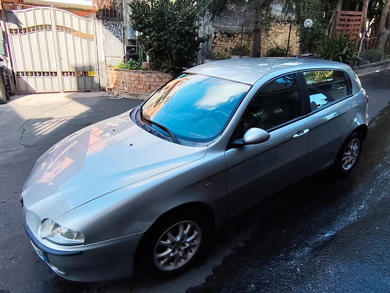 Alfa Romeo 147 1.6 benzina 91.000 km