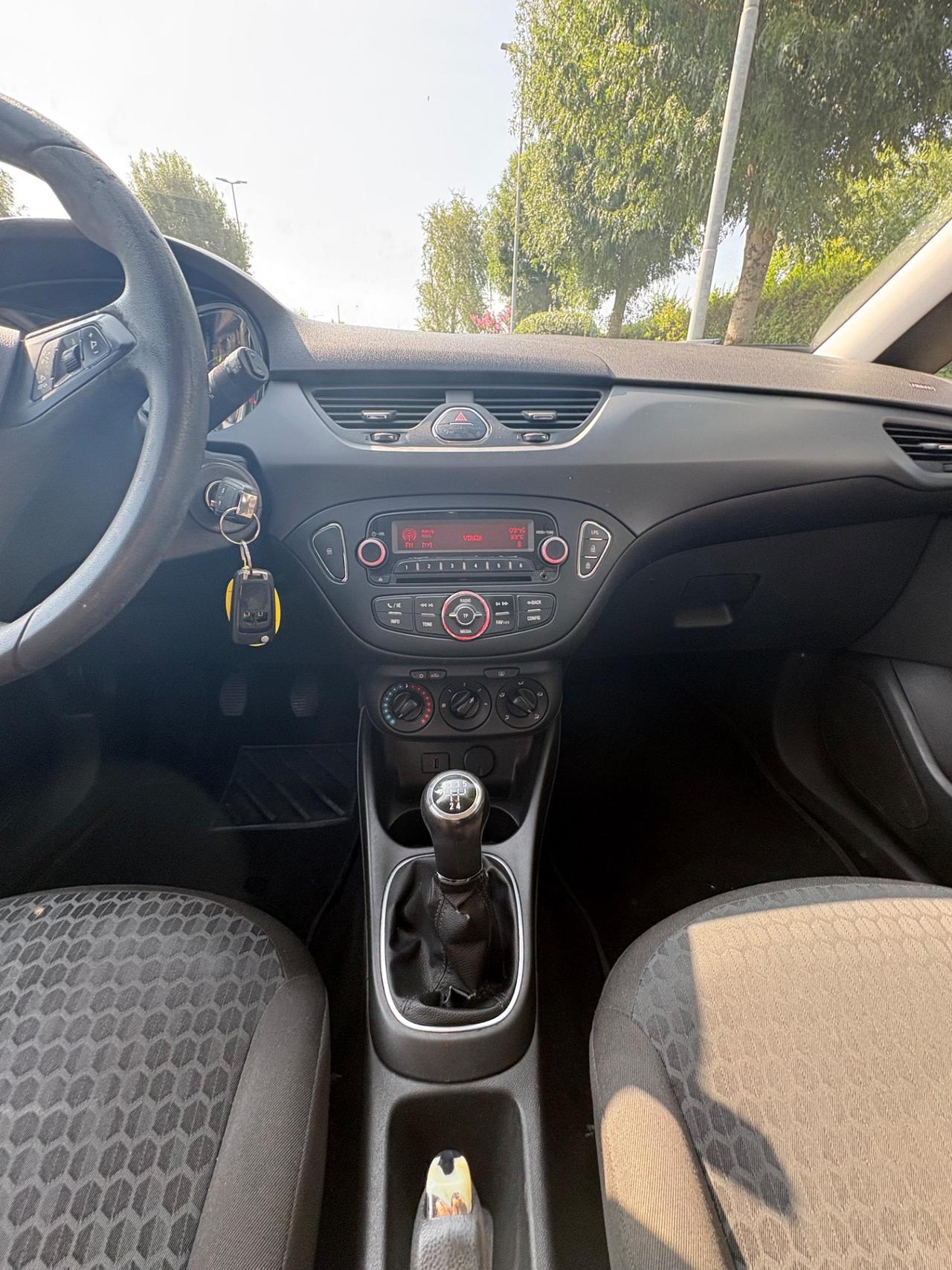 Opel Corsa 1.4 90CV GPL Tech 5 porte b-Color