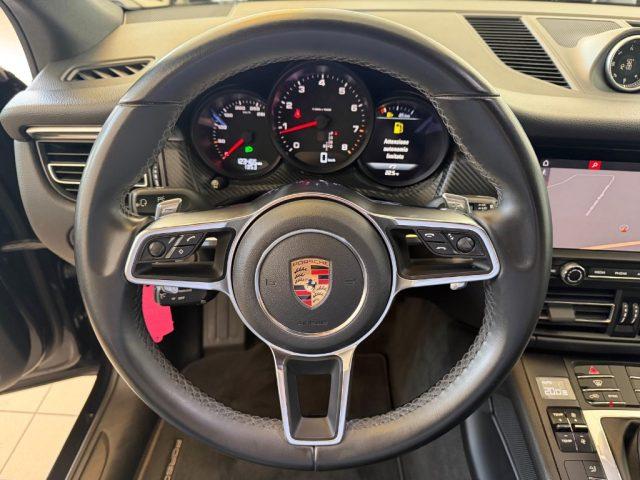 PORSCHE Macan 2.0 //TOTAL BLACK//21//