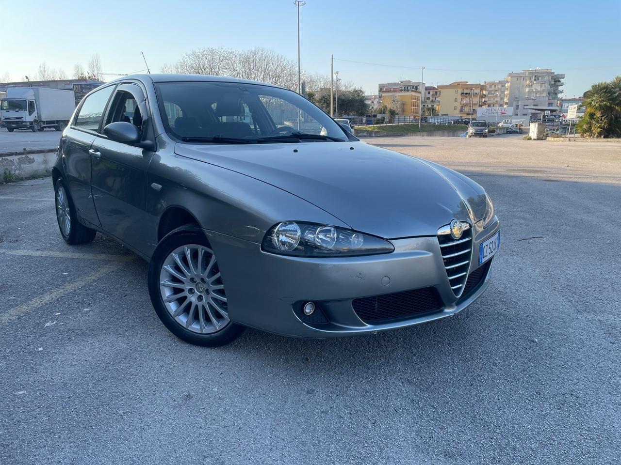 Alfa Romeo 147 1.9 JTD M-JET 16V 5 porte Prog.