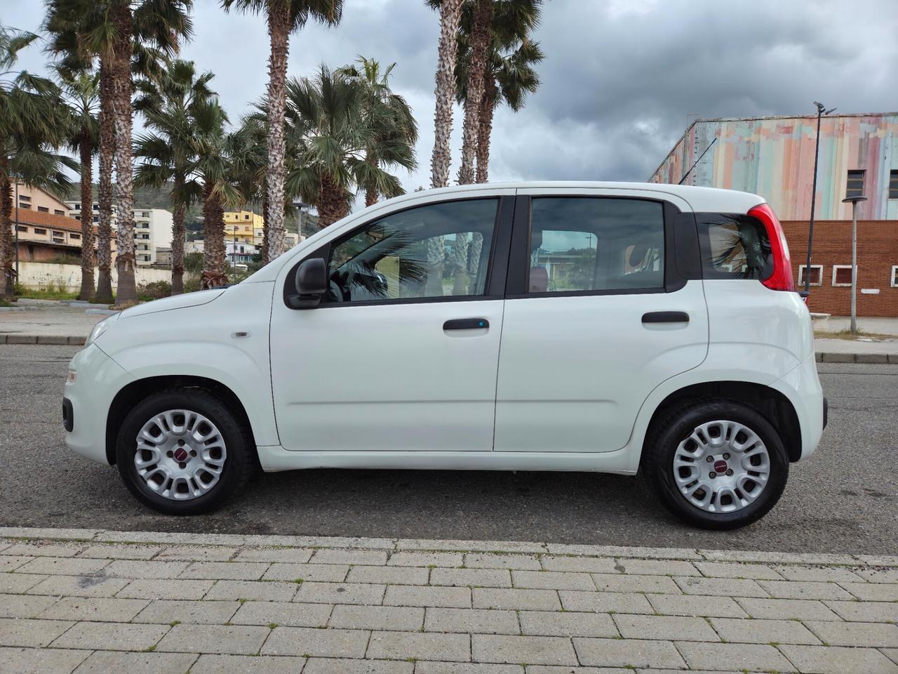 Fiat Panda 1.3 MJT 80 CV S&S Radio 7' IVA AL 22% 2017