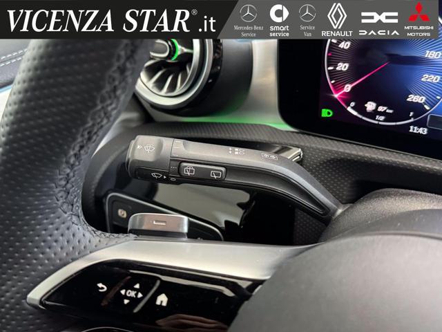 MERCEDES-BENZ A 180 d AMG ADVANCED PREMIUM