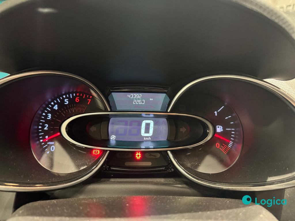 RENAULT Clio IV 2017 - Clio 0.9 tce Business 75cv