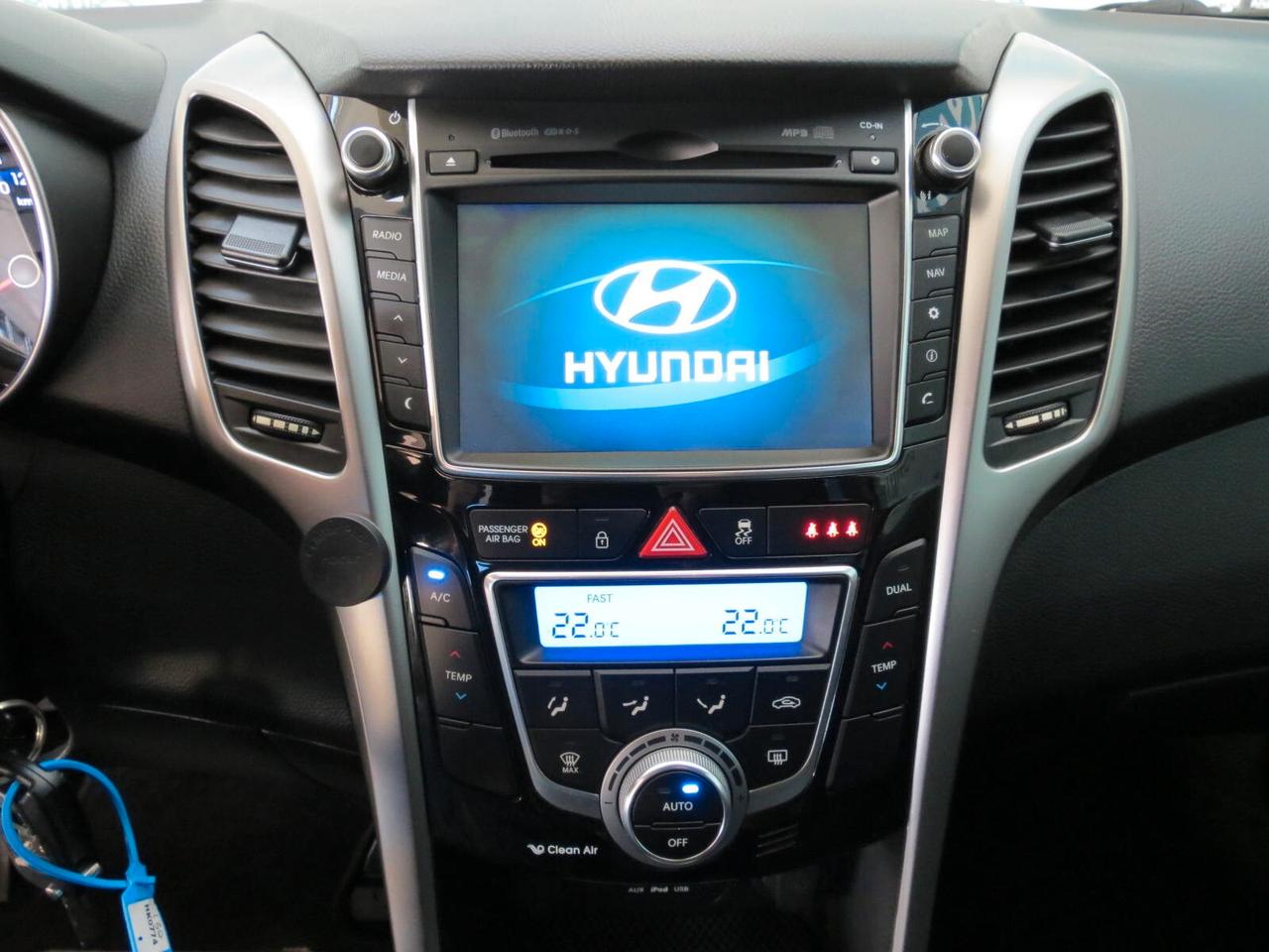 Hyundai i30 1.6 CRDi 110 cv 5p. Comfort A/T