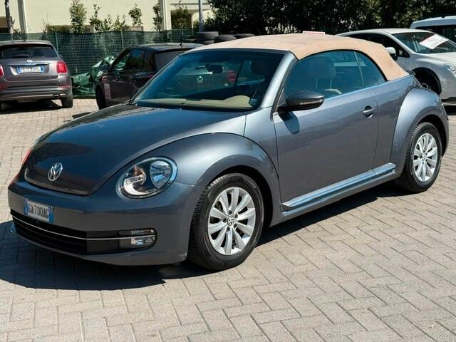 VOLKSWAGEN Maggiolino Maggiolino Cabrio 1.6 TDI...