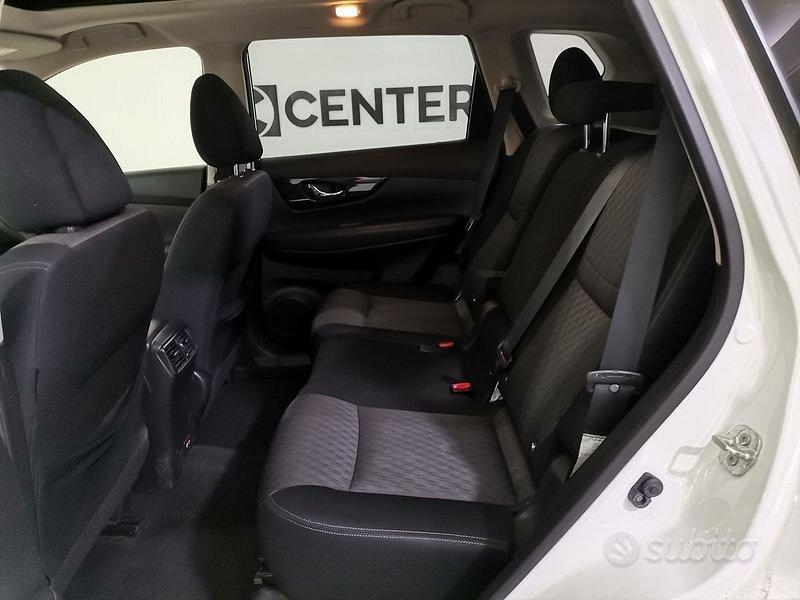 Nissan X-Trail dCi 150 2WD N-Connecta
