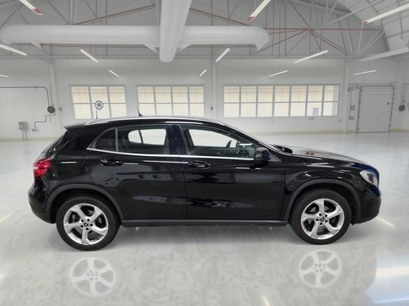 MERCEDES-BENZ GLA 180 SPORT AUTO CROSSOVER