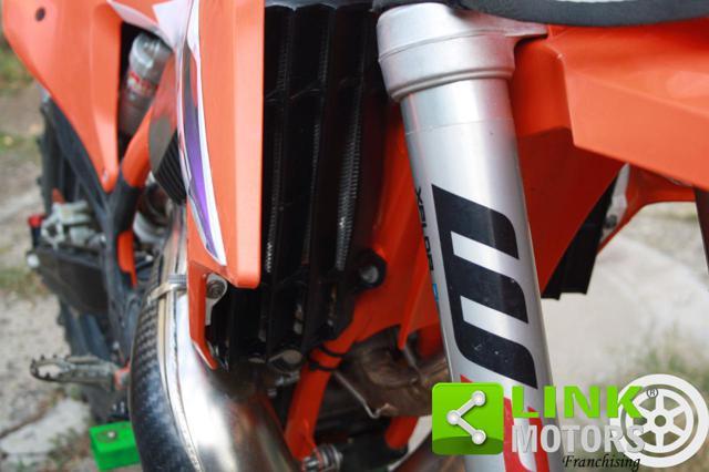 KTM EXC 300 TPI PROTEZIONI IN CARBONIO!