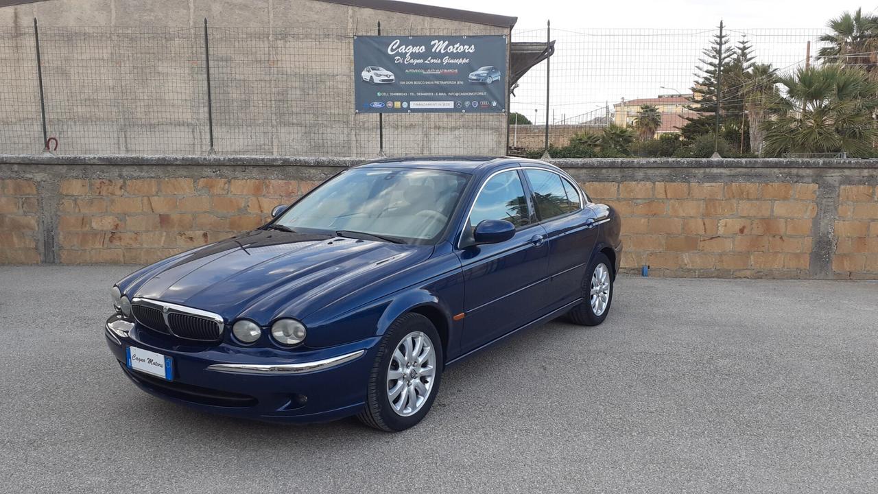 Jaguar X-Type 2.5 V6 24V cat Executive