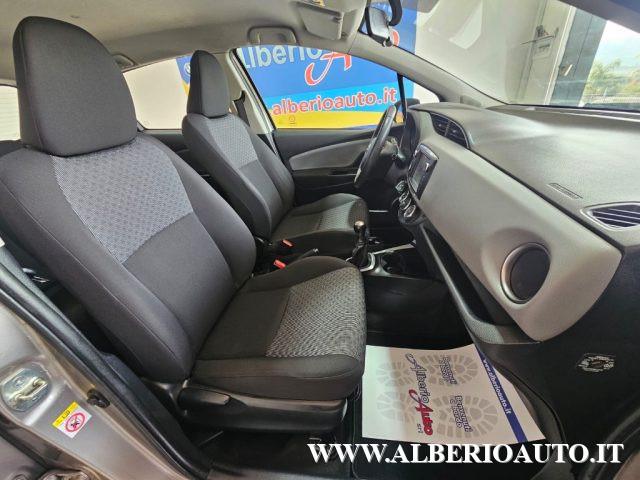 TOYOTA Yaris 1.0 5 porte Lounge