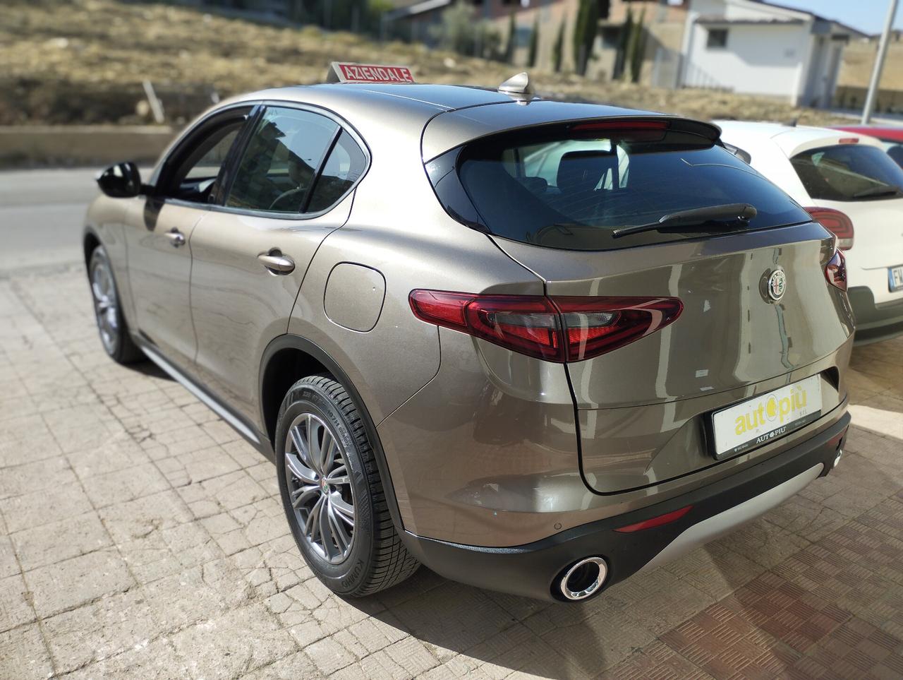 Alfa Romeo Stelvio 2.2 Turbodiesel 190 CV AT8 Q4 Business