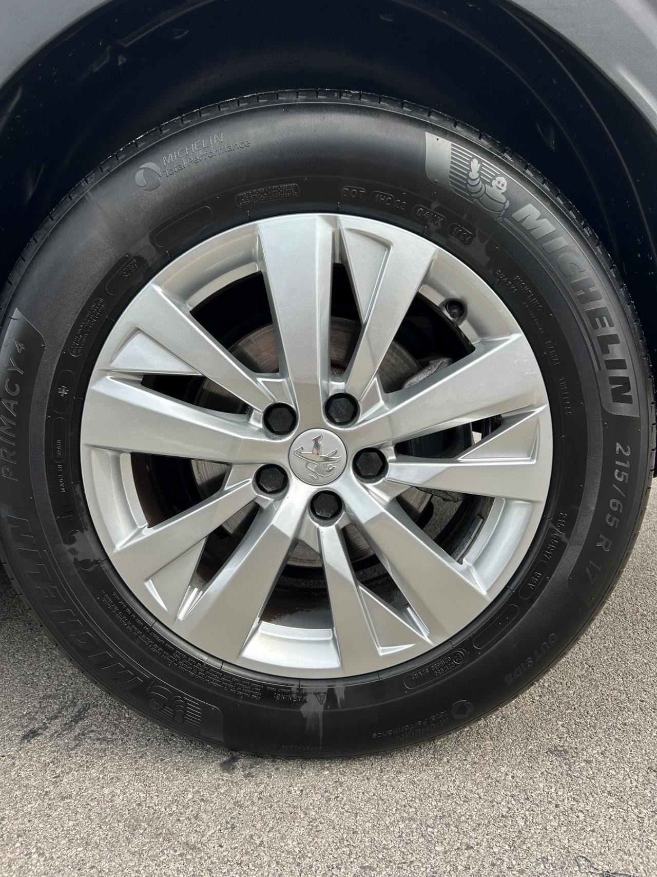 Peugeot 3008 BlueHDi 130 S&S EAT8 - 2021