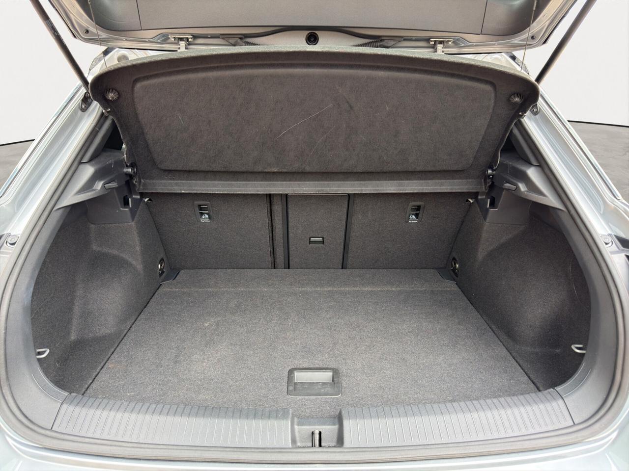 Volkswagen T-Roc 2.0 TDI 150 CV DSG R-Line - 2023