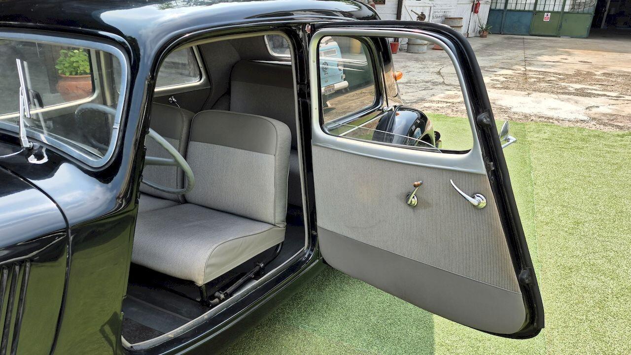 Citroen Traction Avant 11 BL – 1955 - SUMMER PRICE