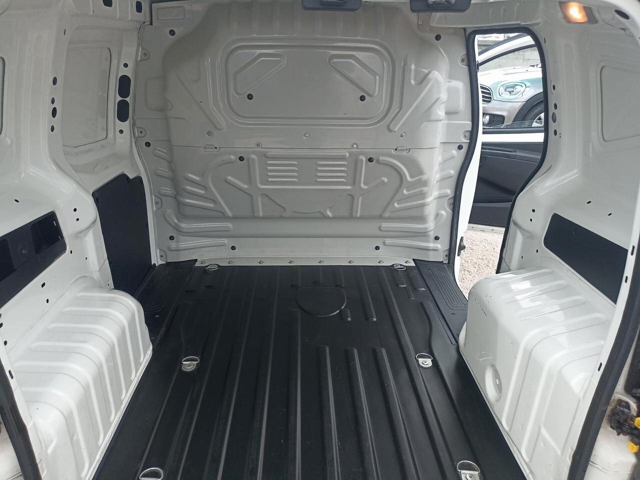 FIAT FIORINO LOUNGE 1.3 DIESEL 95cv 08/2018 KM 63.000 EURO 6B
