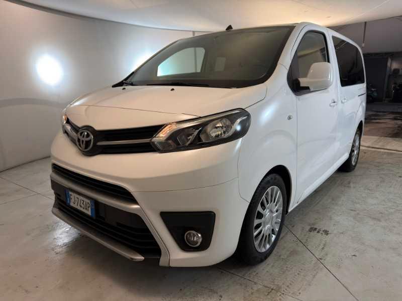 TOYOTA Proace Verso - Proace Verso 1.6D L0 D Luxury
