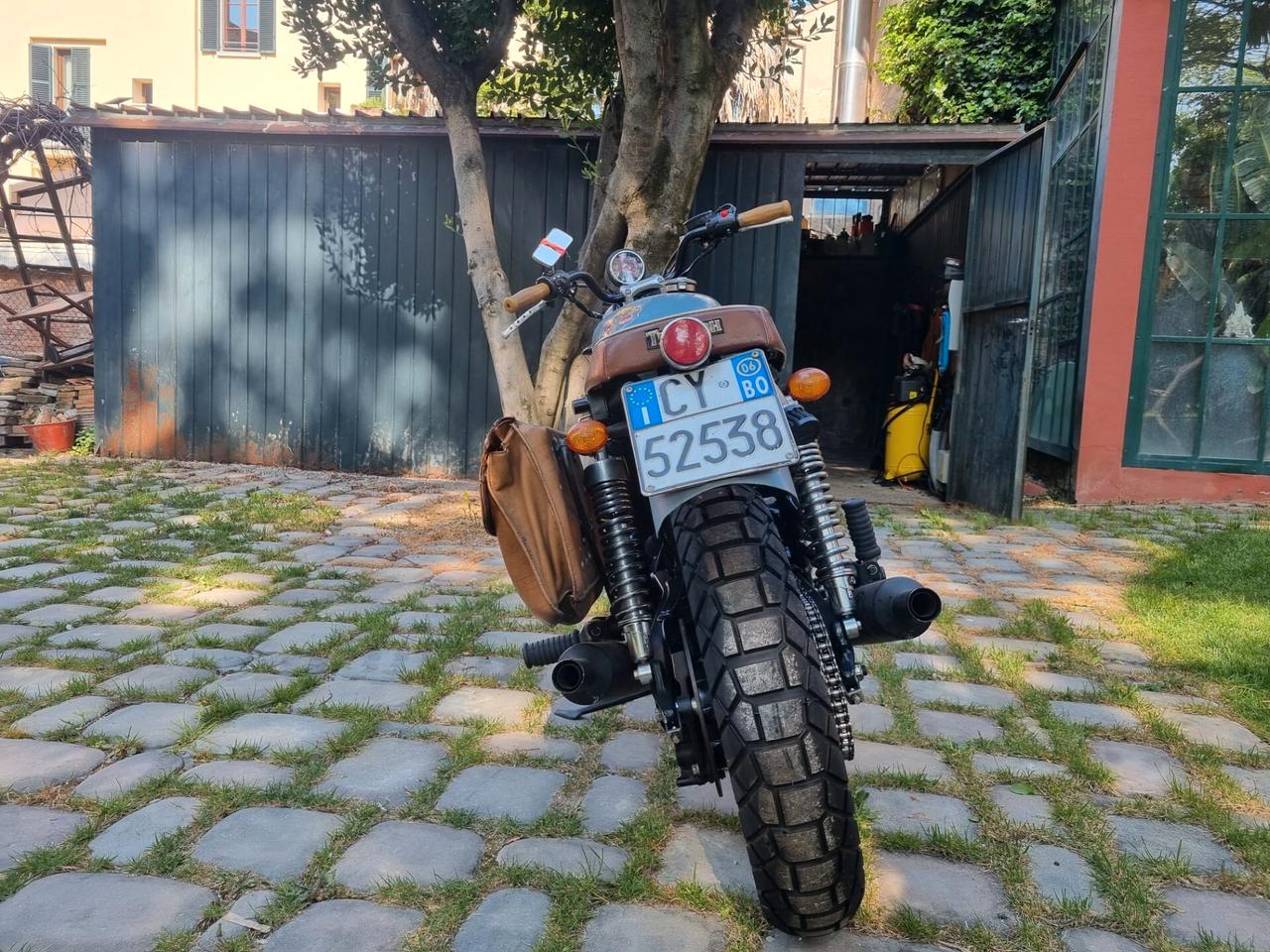 Triumph Bonneville T100