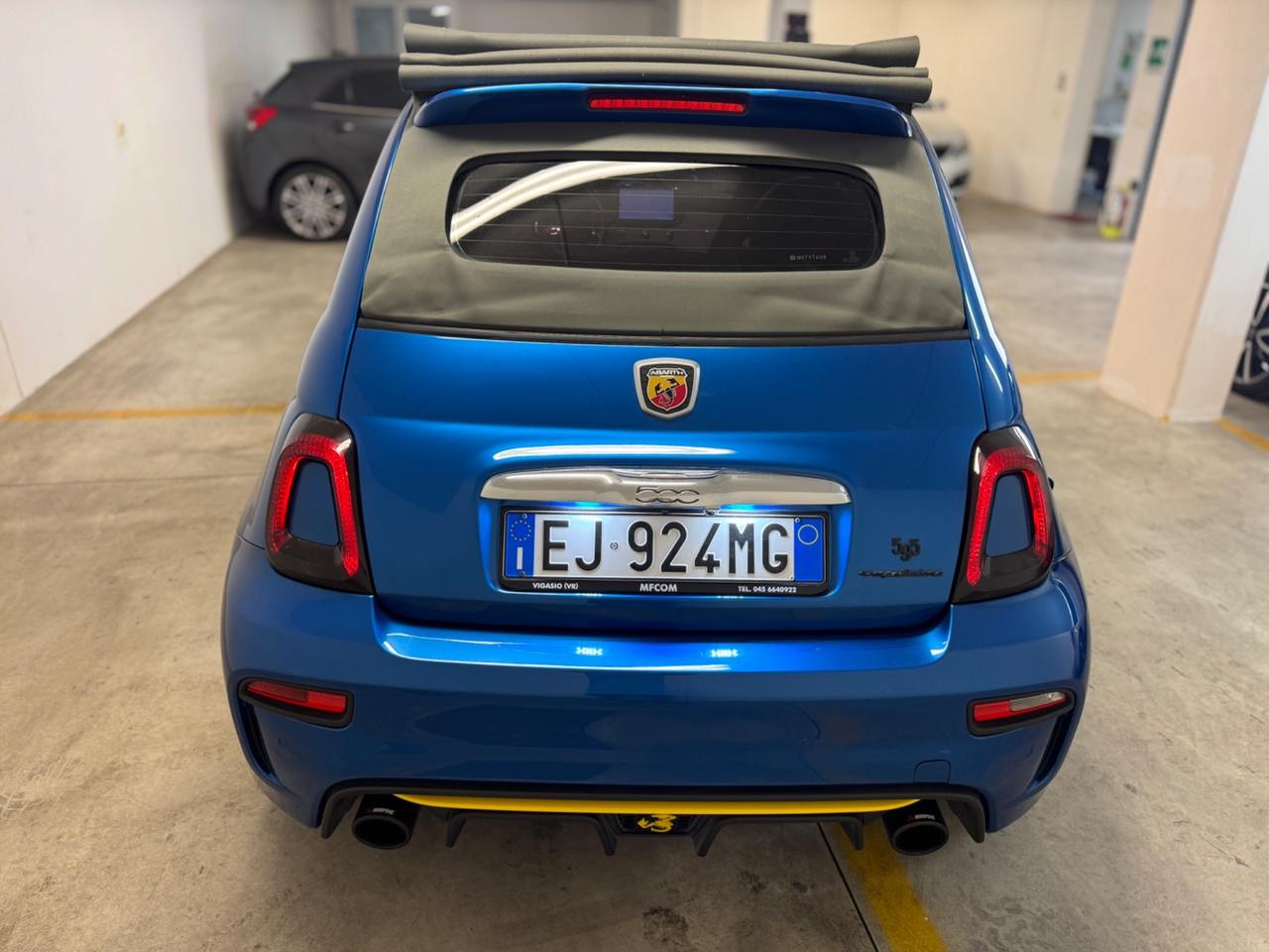 Abarth 500 C 1.4 Turbo T-Jet MTA Bicolore