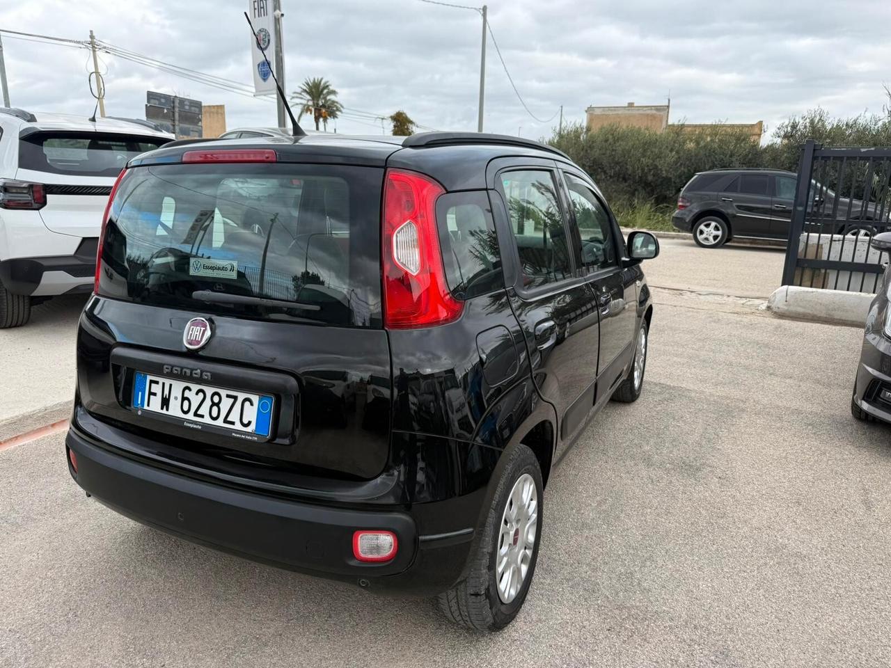 Fiat Panda 1.2 Connected by Wind