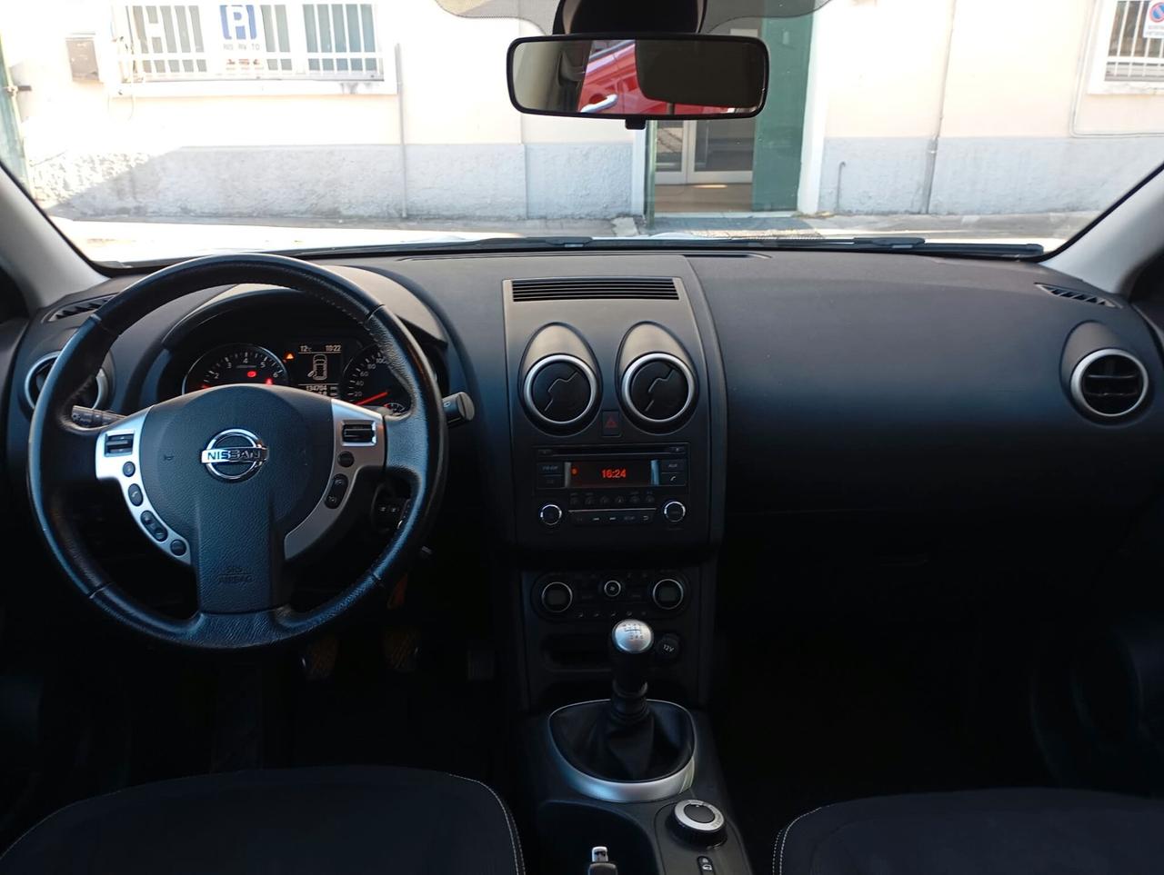 Nissan Qashqai 2.0 16V Acenta-2011