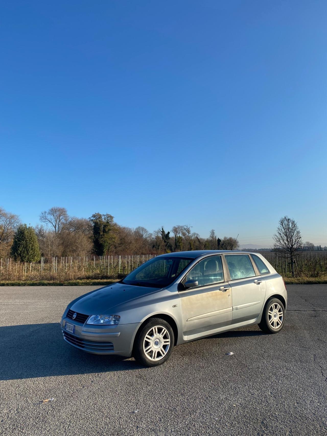 Fiat Stilo 1.8i 16V 5 porte Dynamic