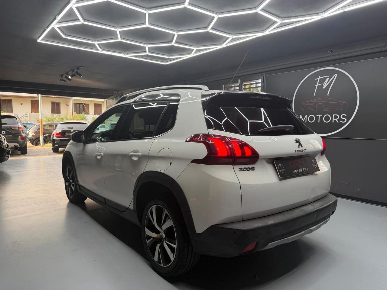 Peugeot 2008 BlueHDi 100 Allure