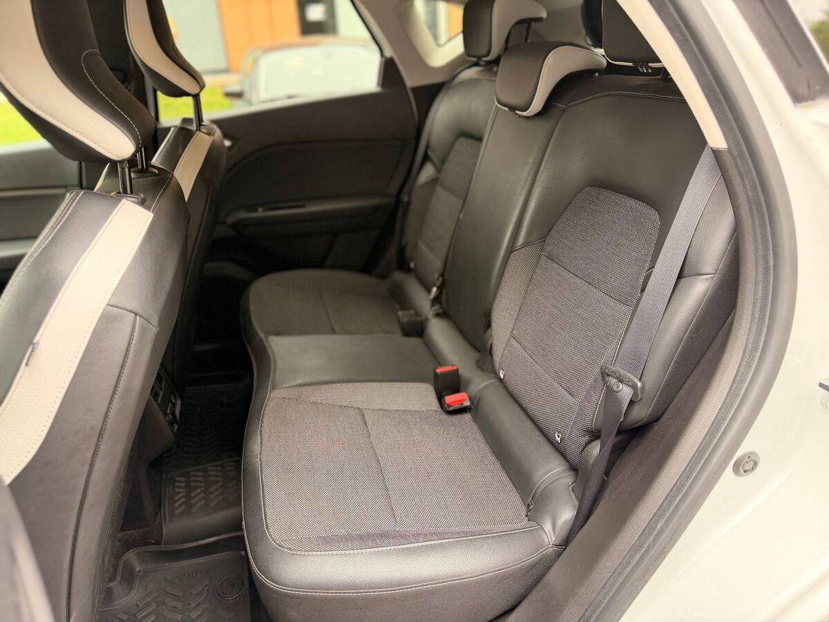 Renault Captur 1.6 E-Tech phev Intens 160cv auto my21