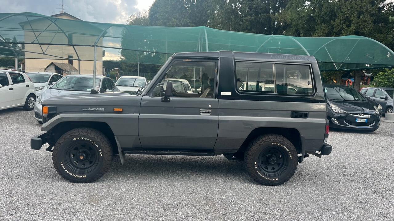 Toyota Land Cruiser II 2.5 turbodiesel Hard-top BJ73
