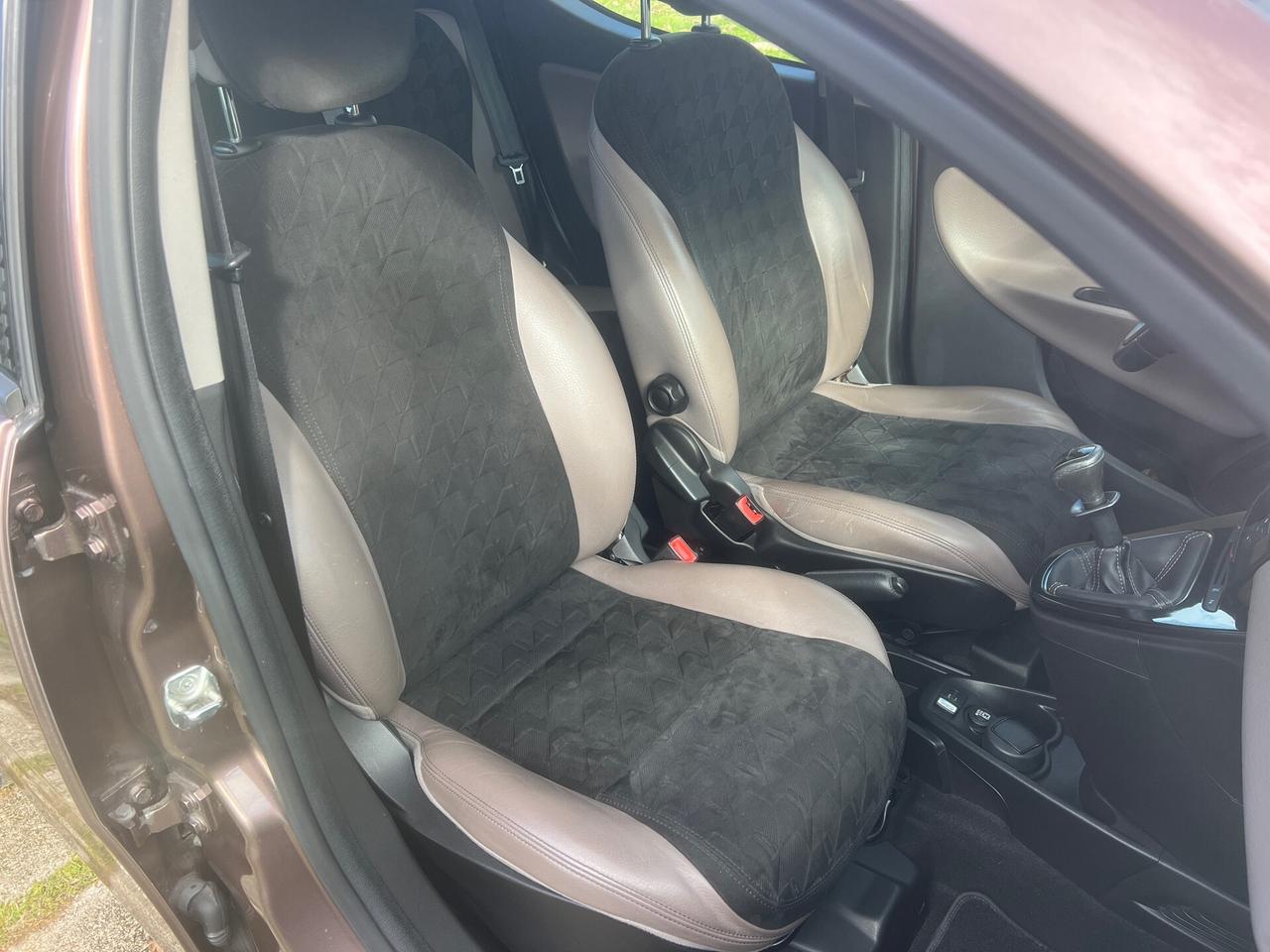 Lancia Ypsilon 1.2 69CV GPL Platinum-2015"UNIPRO"