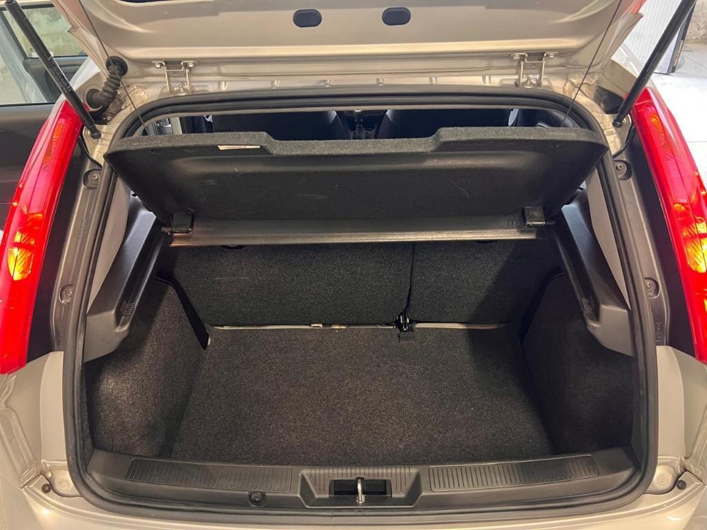 FIAT Punto III 2012 - Punto 5p 1.2 Lounge E6