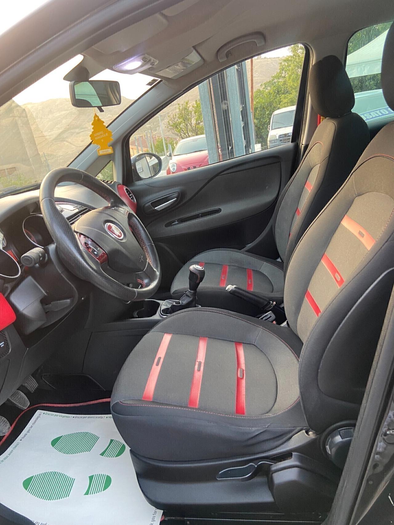 Fiat Punto SPORT 1.3 Mjt 75