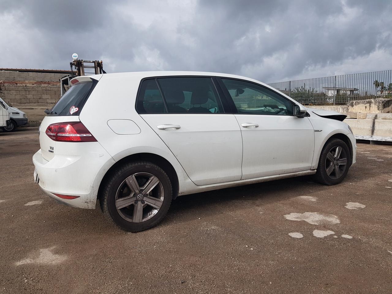 VOLKSWAGEN GOLF 2016 1.4 BENZINA/METANO AUTOMATICO