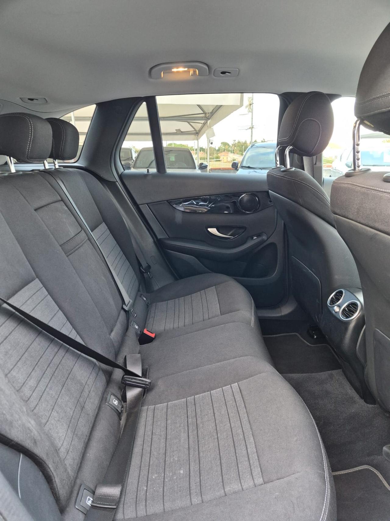 Mercedes-benz GLC 300 de 4Matic Plug-in hybrid Sport