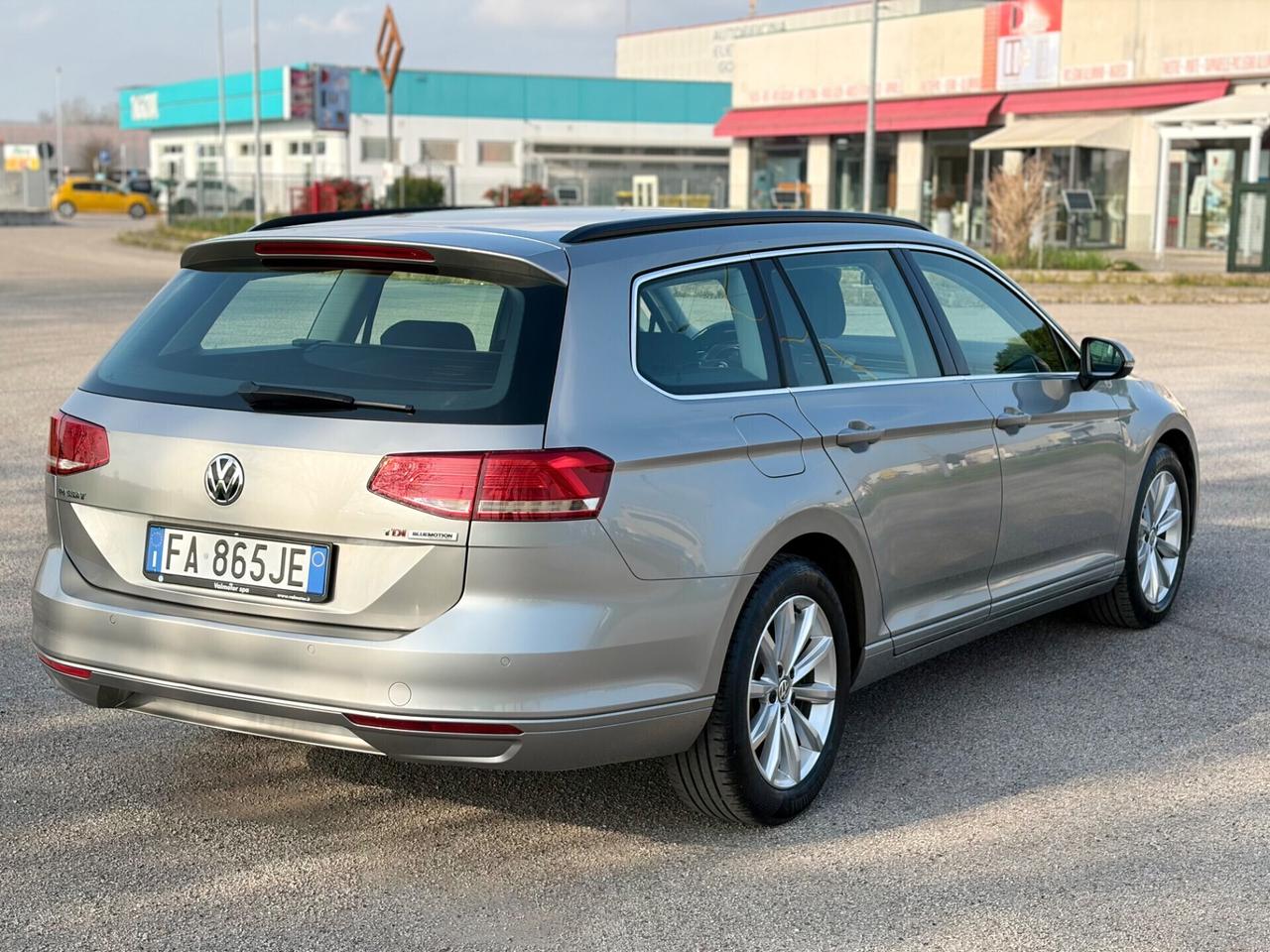 Volkswagen Passat 1.6 TDI 2015 DSG