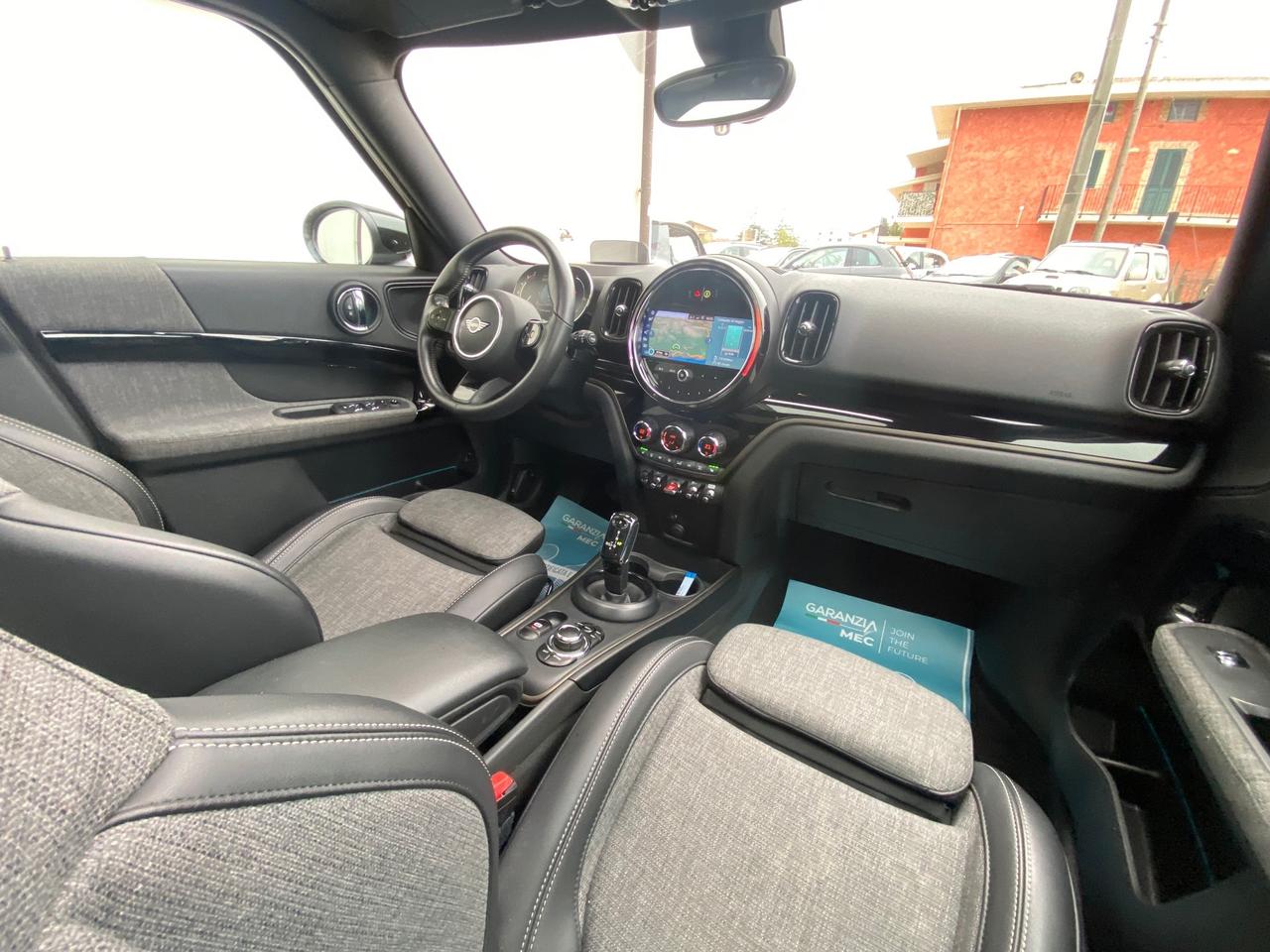 Mini Cooper SD Countryman 2.0 Essential ALL4 190cv Auto