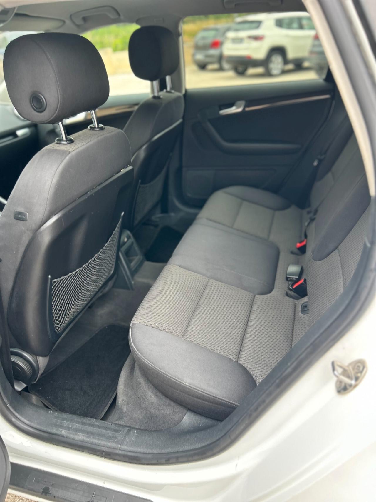 Audi A3 SPB 2.0 TDI 140cv S tronic Attraction