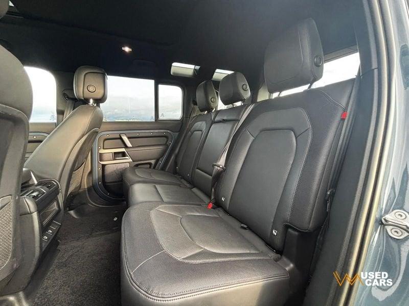 Land Rover Defender 3.0D I6 250 110 X-Dynamic SE AWD auto.