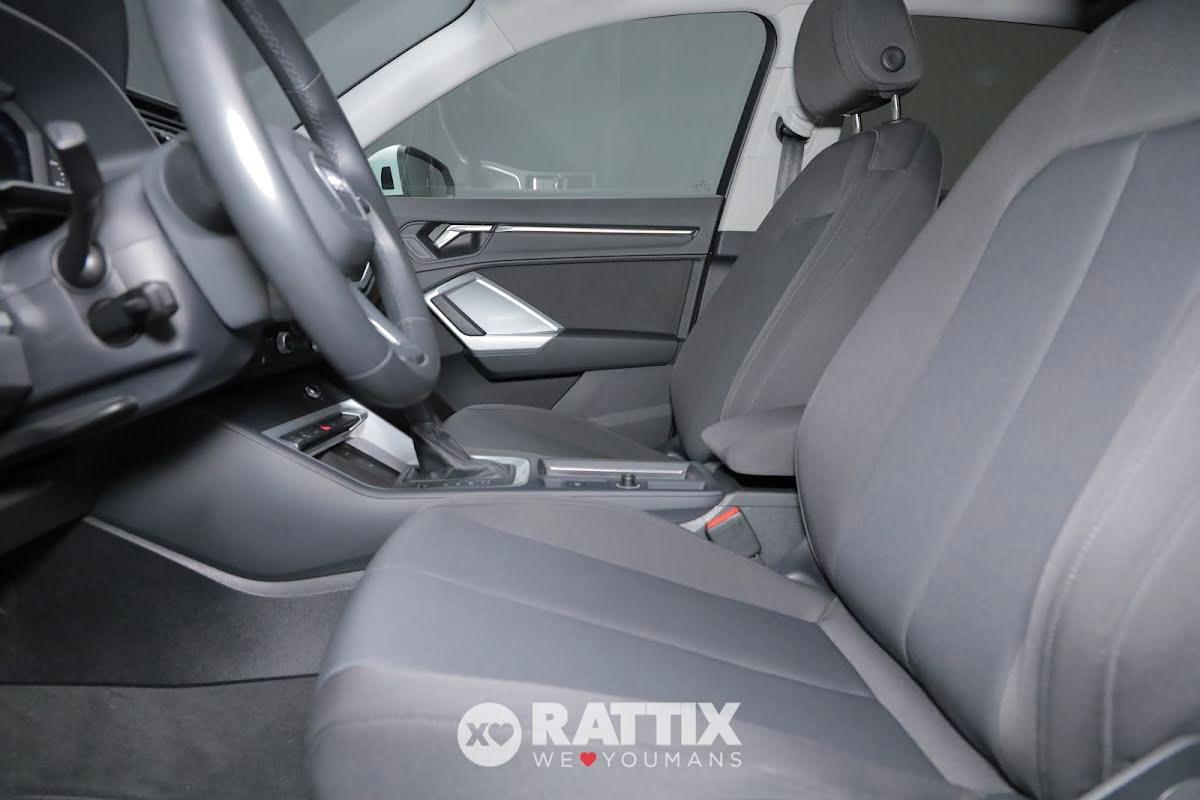 Audi Q3 45 1.4 TFSI-e Business s-Tronic