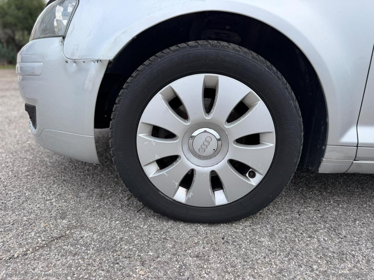 AUDI A3 SPB 2.0 16V TDI Ambiente